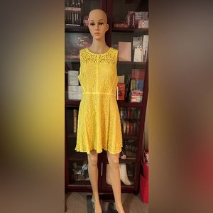 DR Collection yellow dress, size 14p.